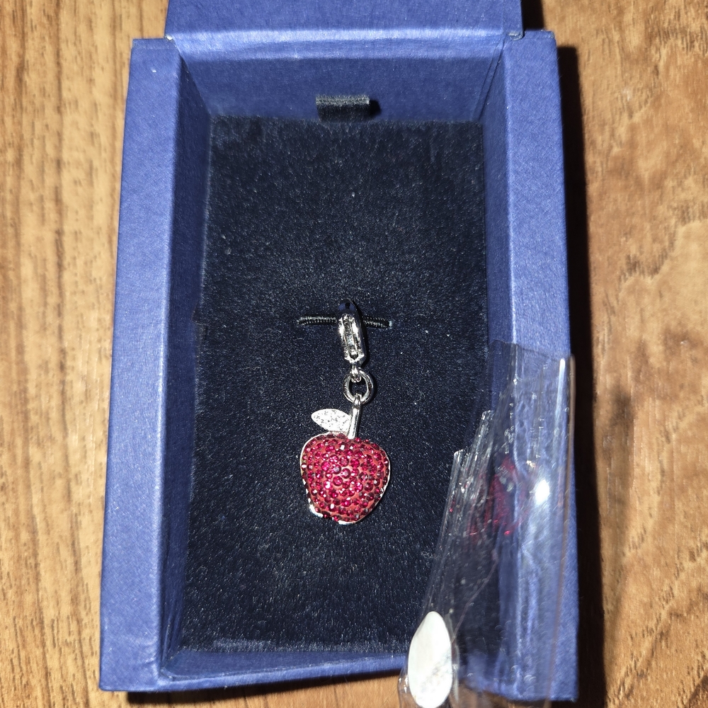 Swarovski Apple Charm Red Siam Clear Crystals With Boxes - Picture 2 of 7